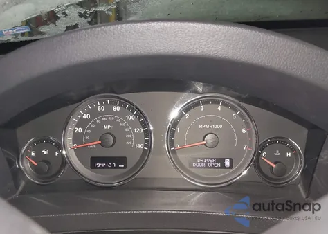 2009 Jeep Grand Cherokee Laredo from USA, damaged, VIN 1J8GR48K09C549249